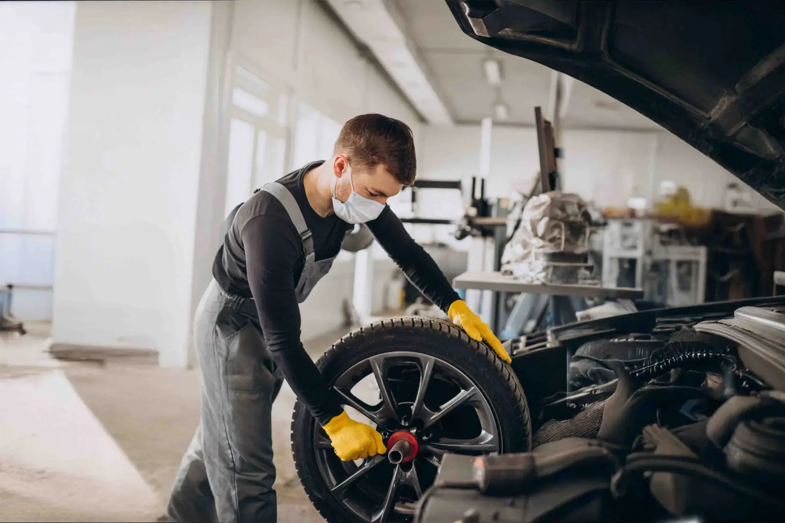 Tyre balancing and repair service